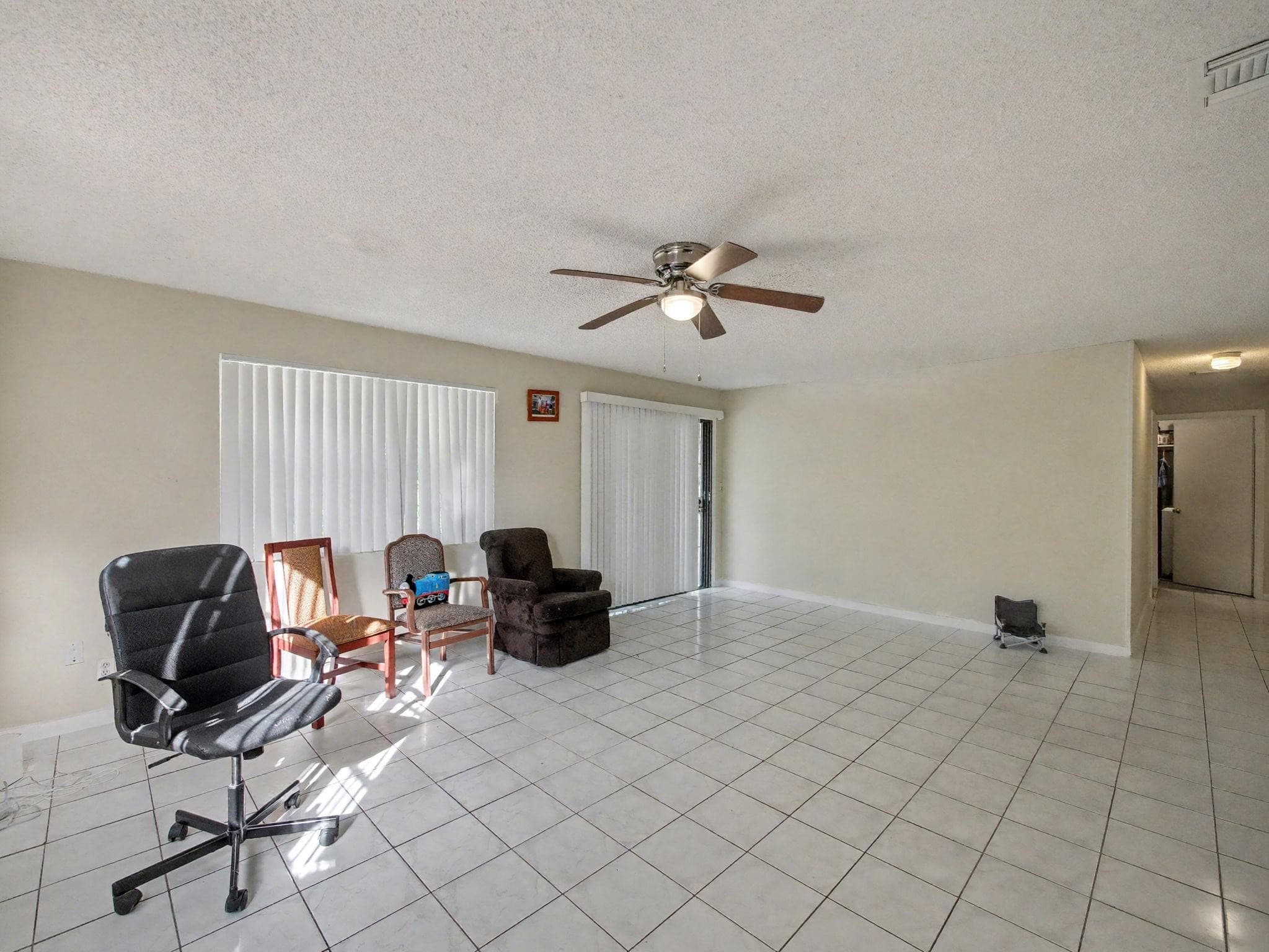 5043 Marcia Place, West Palm Beach, FL 33407 — photo 8 of 21