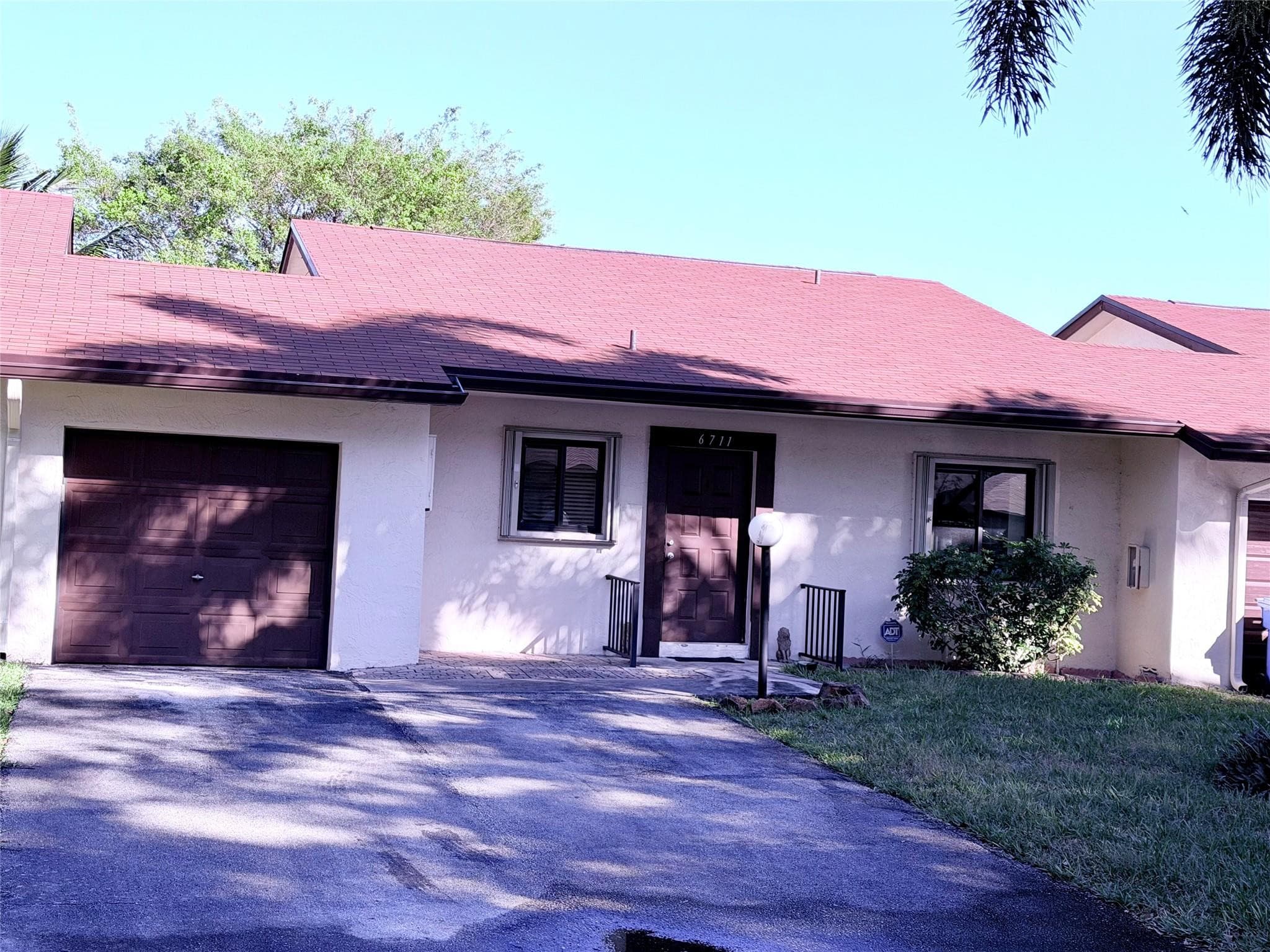 6711 S Parkway Drive 2-10, Margate, FL 33068 — photo 1 of 27
