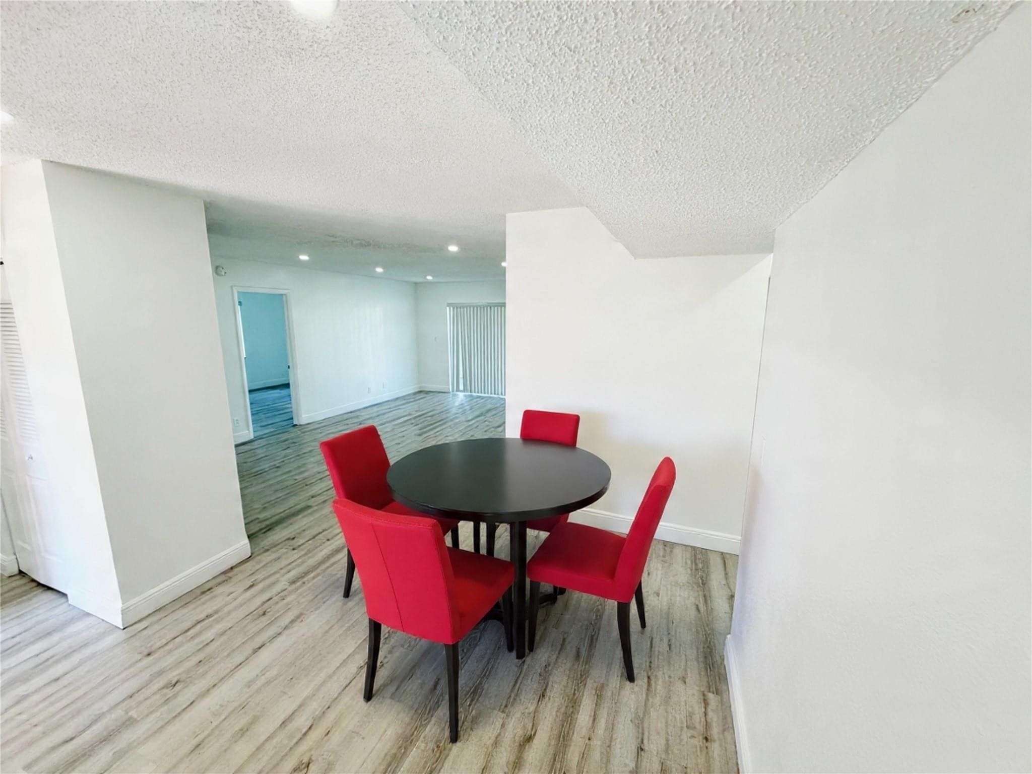 2710 Riverside Drive 201, Coral Springs, FL 33065 — photo 14 of 37