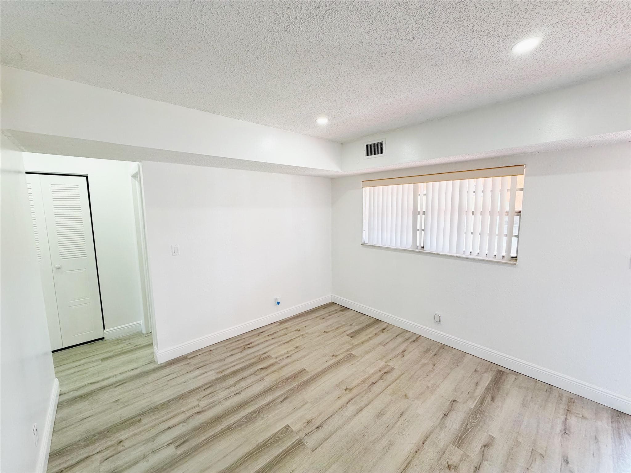 2710 Riverside Drive 201, Coral Springs, FL 33065 — photo 28 of 37