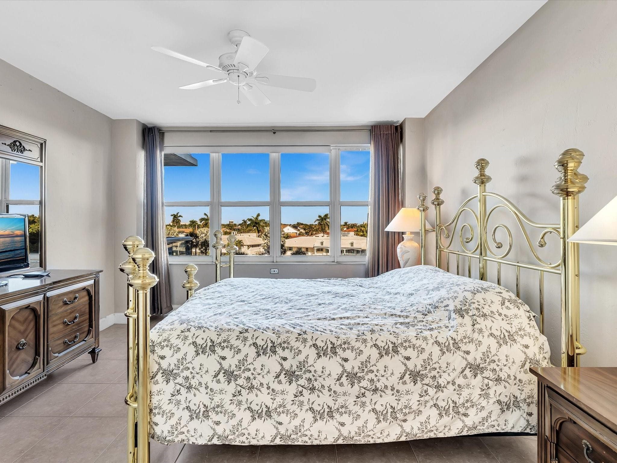 3300 NE 36th Street 403, Fort Lauderdale, FL 33308 — photo 7 of 53