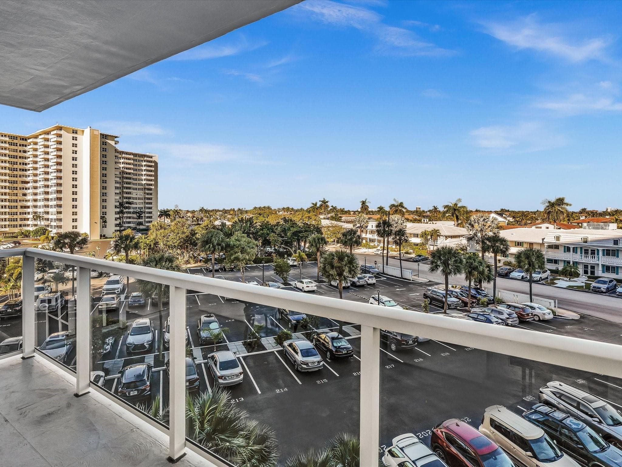 3300 NE 36th Street 403, Fort Lauderdale, FL 33308 — photo 15 of 53