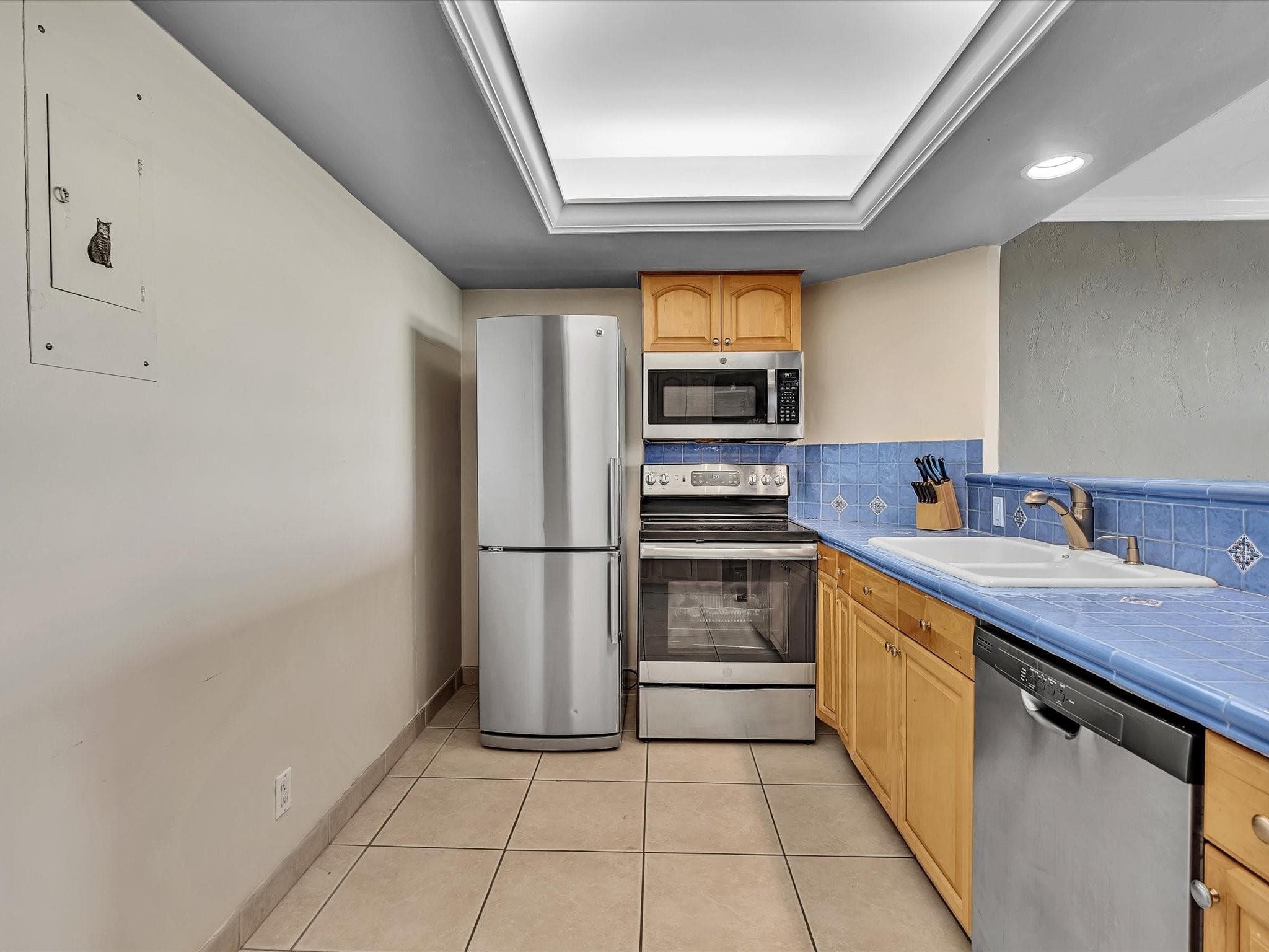 3300 NE 36th Street 403, Fort Lauderdale, FL 33308 — photo 22 of 53