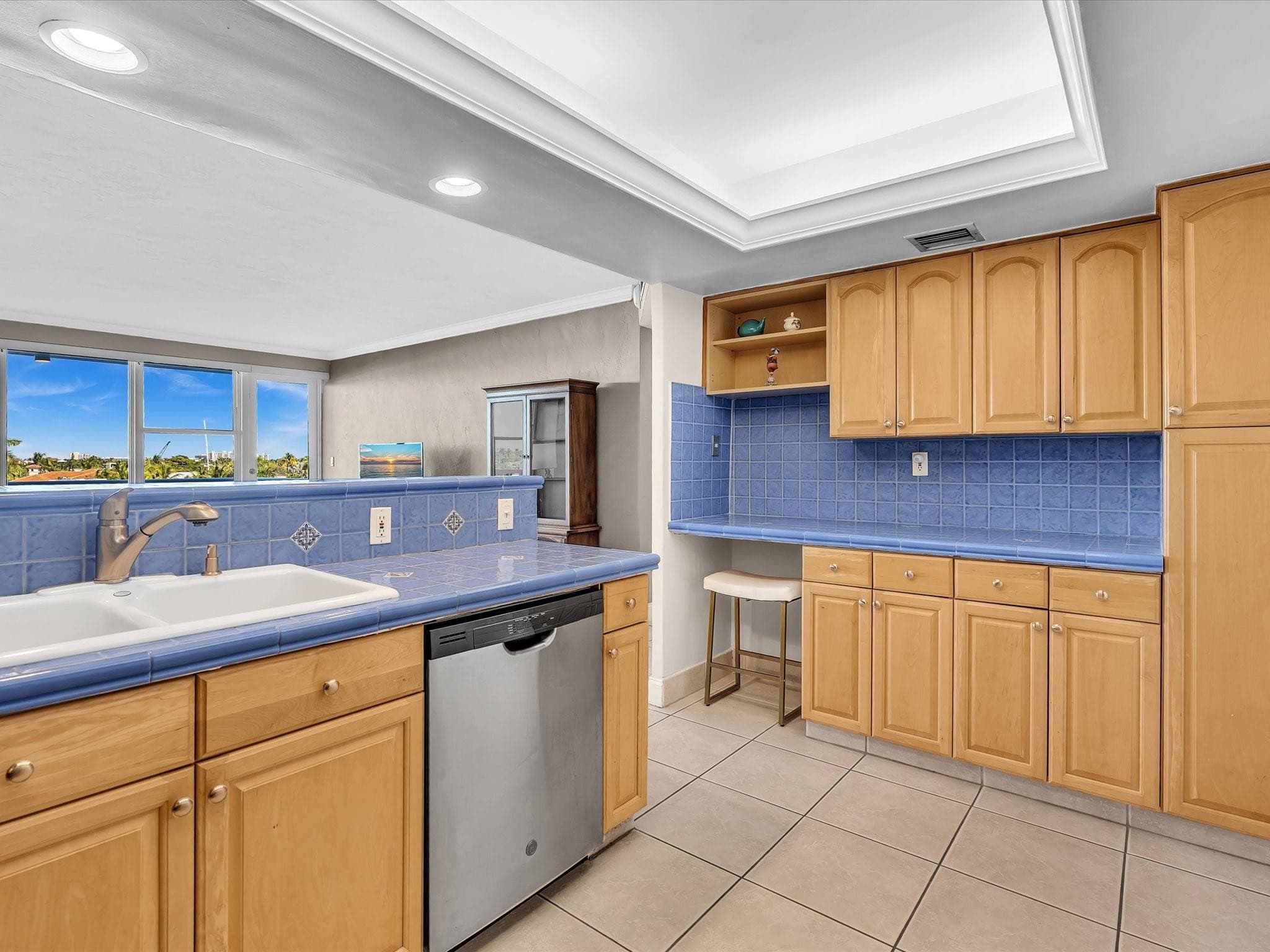 3300 NE 36th Street 403, Fort Lauderdale, FL 33308 — photo 23 of 53