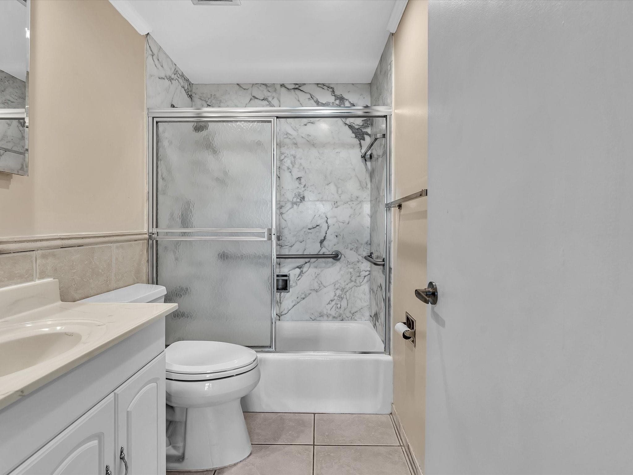 3300 NE 36th Street 403, Fort Lauderdale, FL 33308 — photo 28 of 53