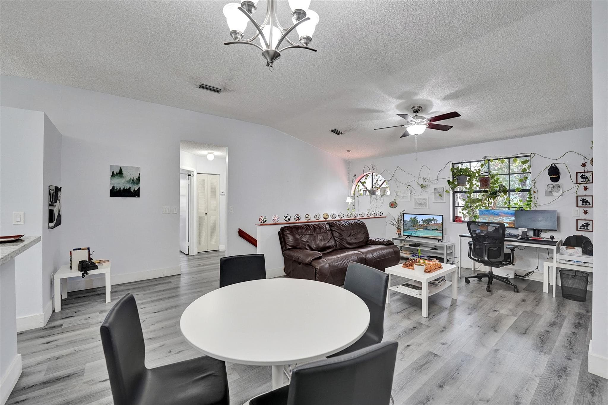 11970 NW 11th Street, Pembroke Pines, FL 33026 — photo 6 of 45
