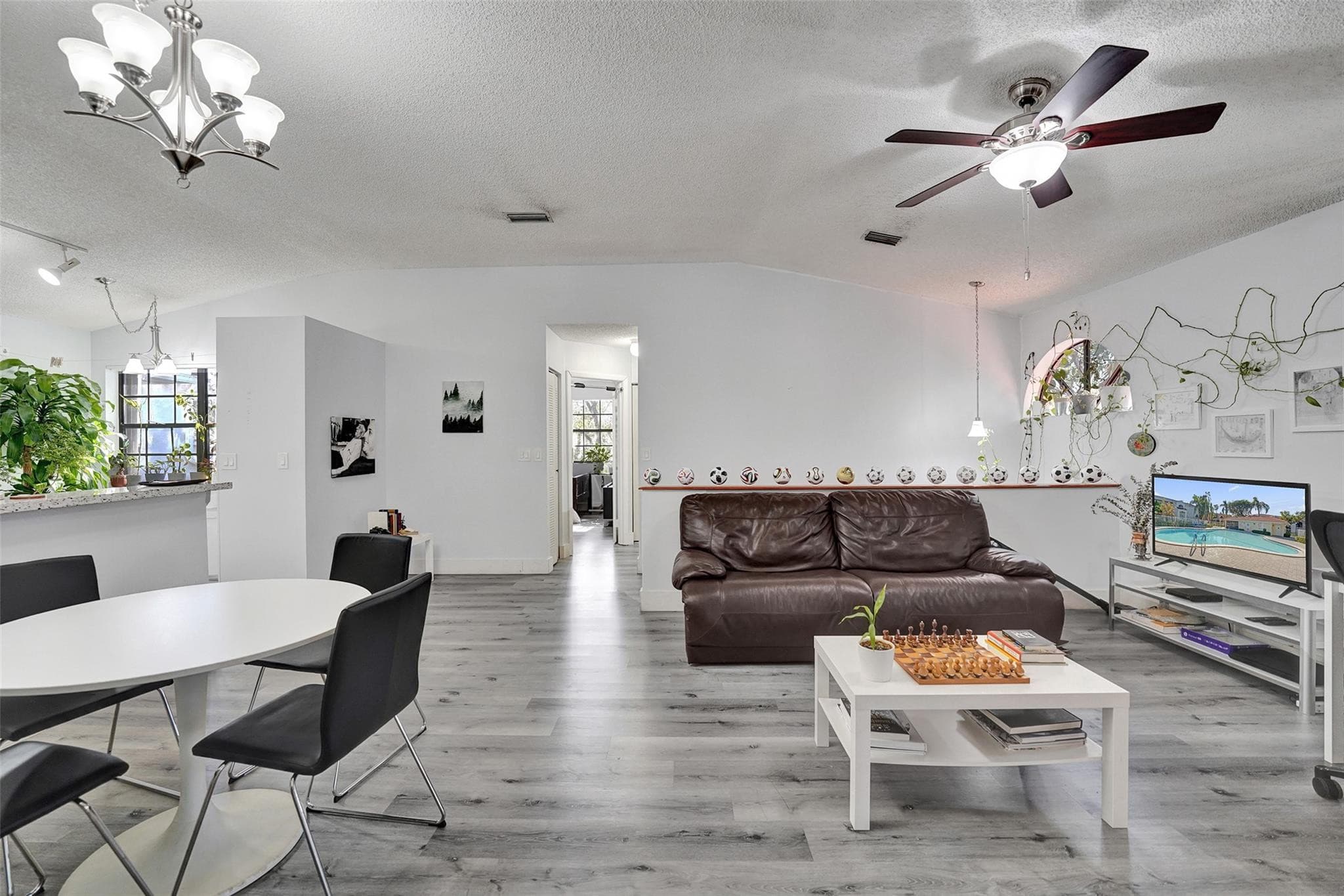 11970 NW 11th Street, Pembroke Pines, FL 33026 — photo 10 of 45