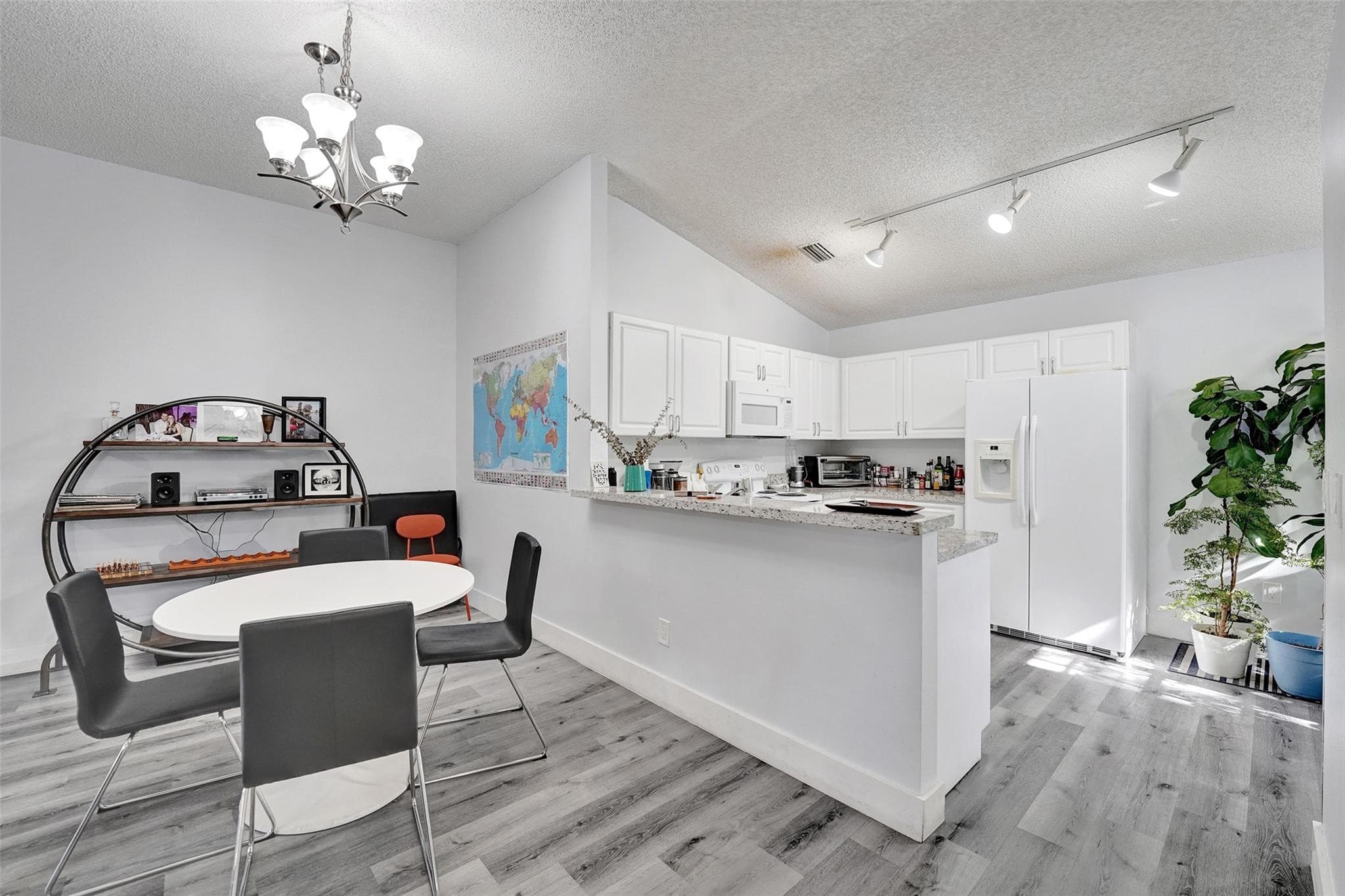11970 NW 11th Street, Pembroke Pines, FL 33026 — photo 15 of 45