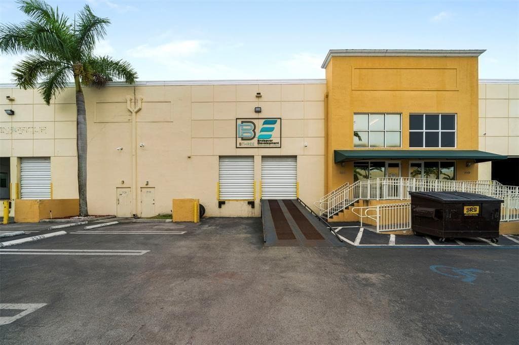 3530 NW 115th Avenue 3530, Doral, FL 33178 — photo 34 of 35