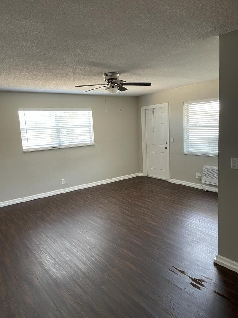 1630 N 25th Avenue 6, Hollywood, FL 33020 — photo 3 of 10