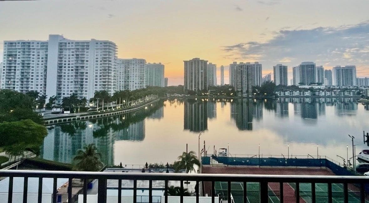 2750 NE 183rd Street 709, Aventura, FL 33160 — photo 14 of 14