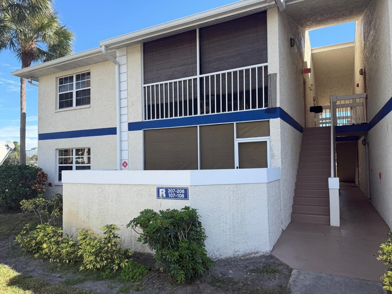 1531 SE Royal Green Circle 107, Port St. Lucie, FL 34952 — photo 1 of 18