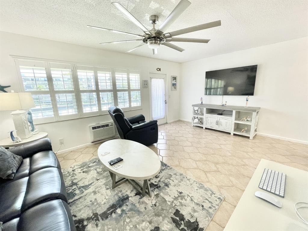 188 Upminster I 188, Deerfield Beach, FL 33442 — photo 3 of 52