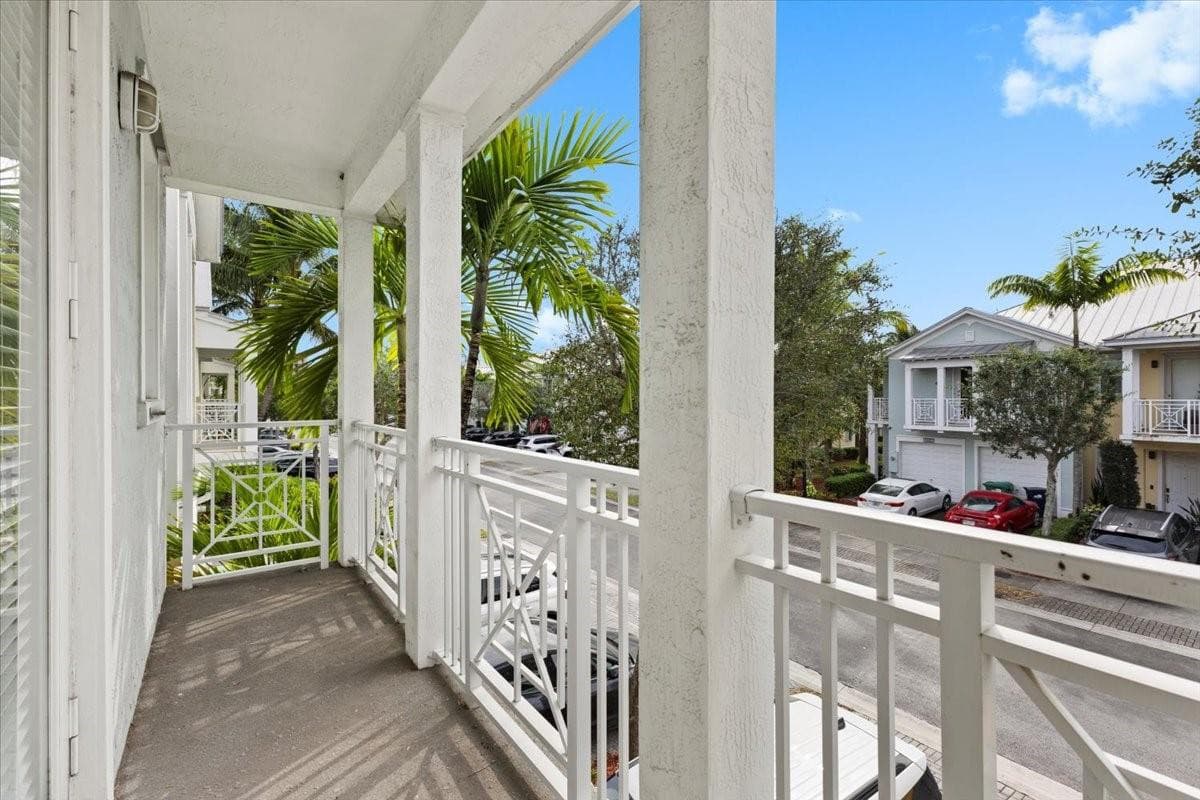 10821 NW 76th Lane 10821, Doral, FL 33178 — photo 32 of 58
