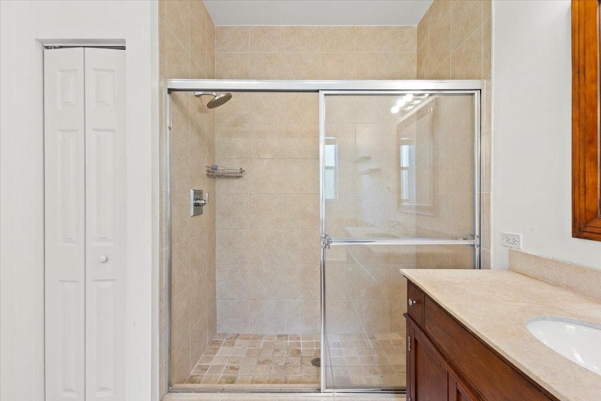 10821 NW 76th Lane 10821, Doral, FL 33178 — photo 41 of 58