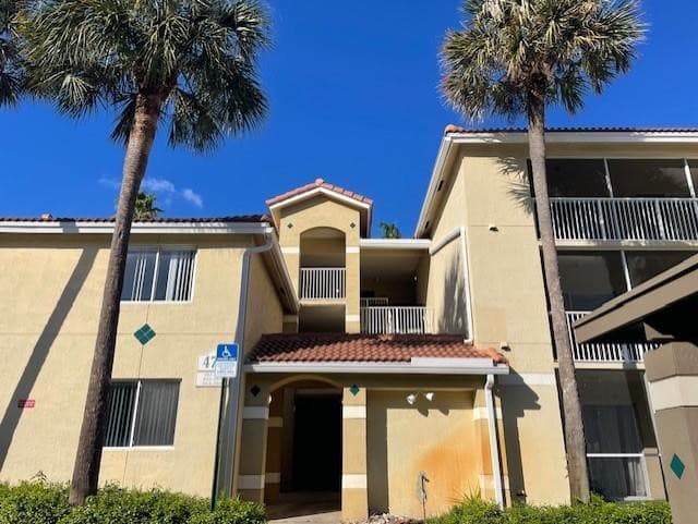 470 S Park Road 302, Hollywood, FL 33021 — photo 2 of 37