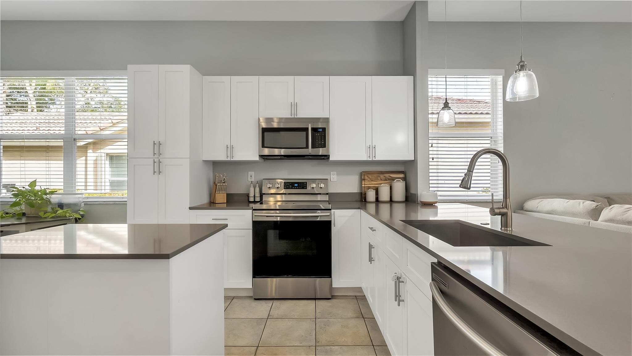 5252 NW 51st Street, Coconut Creek, FL 33073 — photo 11 of 44