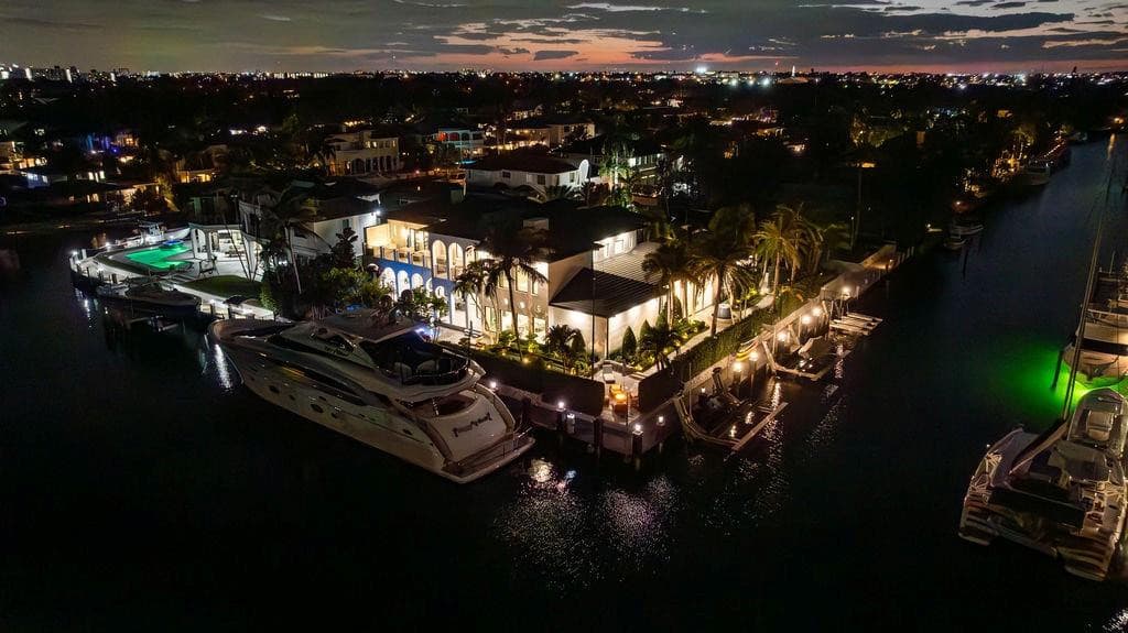 2457 NE 26th Street, Lighthouse Point, FL 33064 — photo 3 of 93
