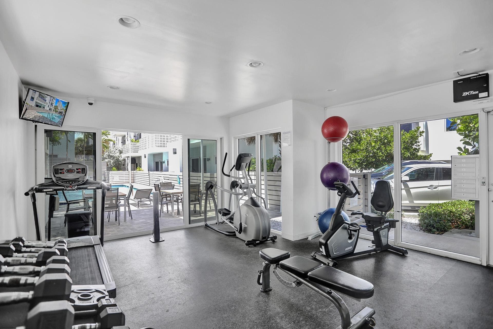 1371 N Ocean Boulevard, Pompano Beach, FL 33062 — photo 29 of 59