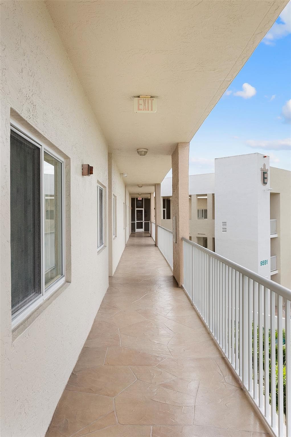 9551 Weldon Circle 404, Fort Lauderdale, FL 33321 — photo 4 of 26