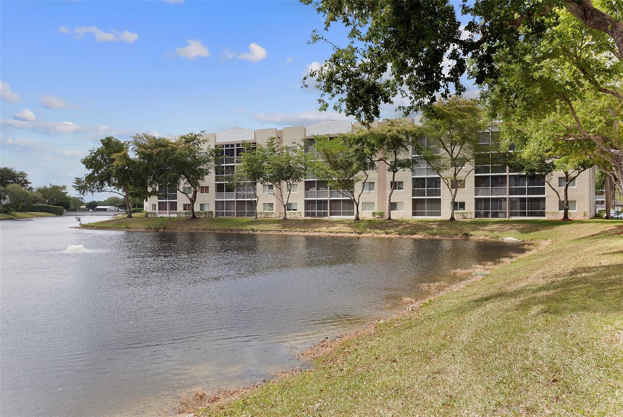 9551 Weldon Circle 404, Fort Lauderdale, FL 33321 — photo 24 of 26