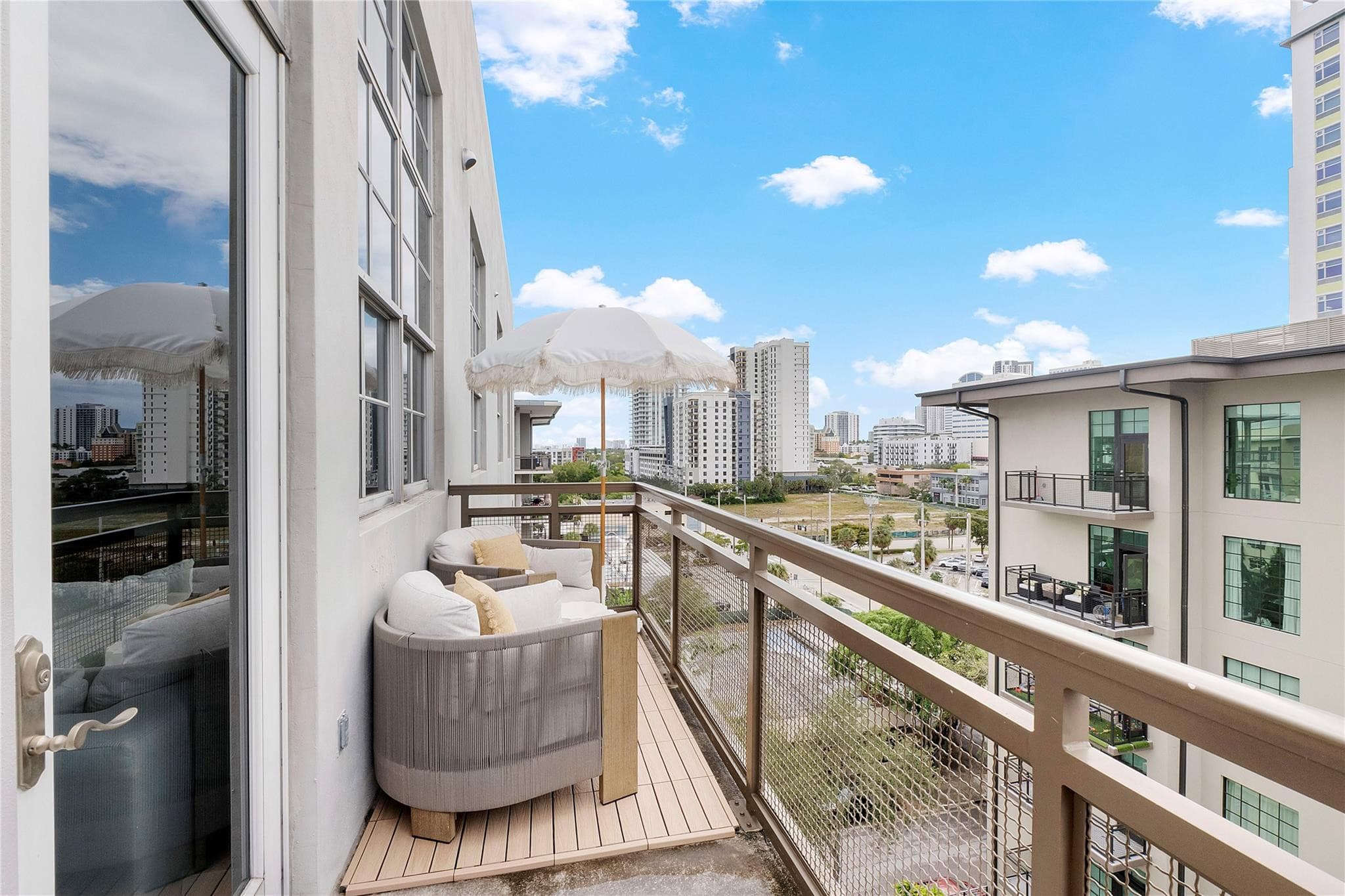 411 NW 1st Avenue 703, Fort Lauderdale, FL 33301 — photo 18 of 47