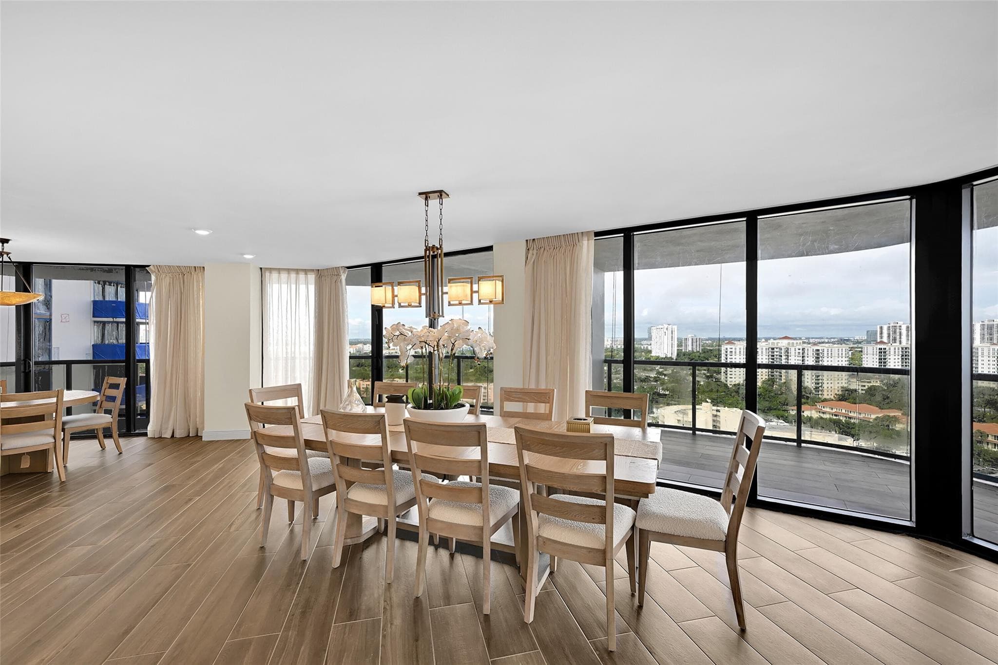19667 Turnberry Way 20GR, Miami, FL 33180 — photo 7 of 48