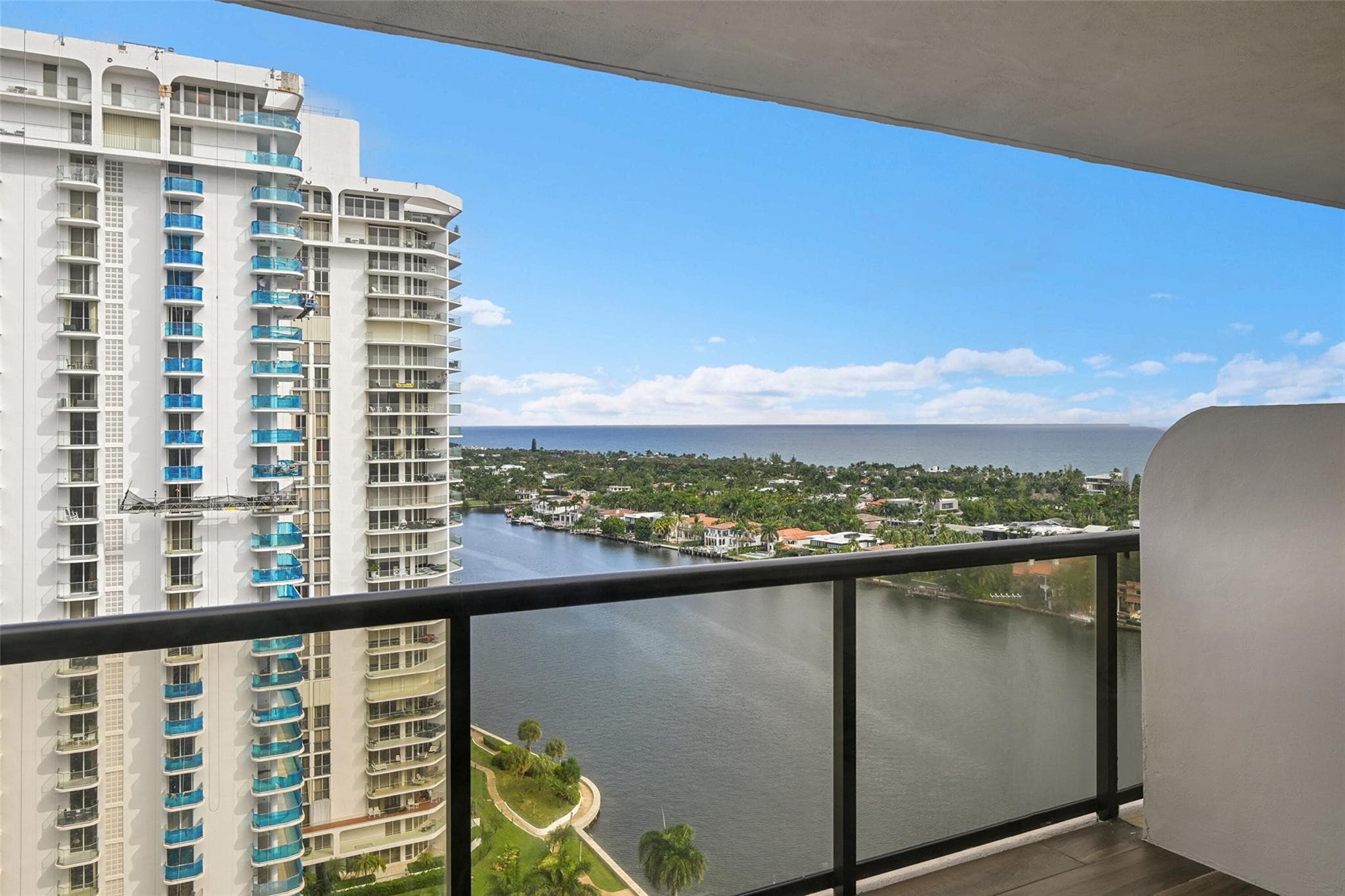 19667 Turnberry Way 20GR, Miami, FL 33180 — photo 20 of 48
