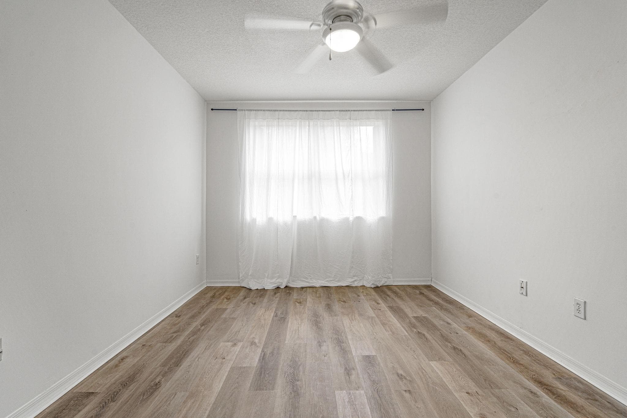 8520 NW 139th Terrace 1602, Miami Lakes, FL 33016 — photo 14 of 41