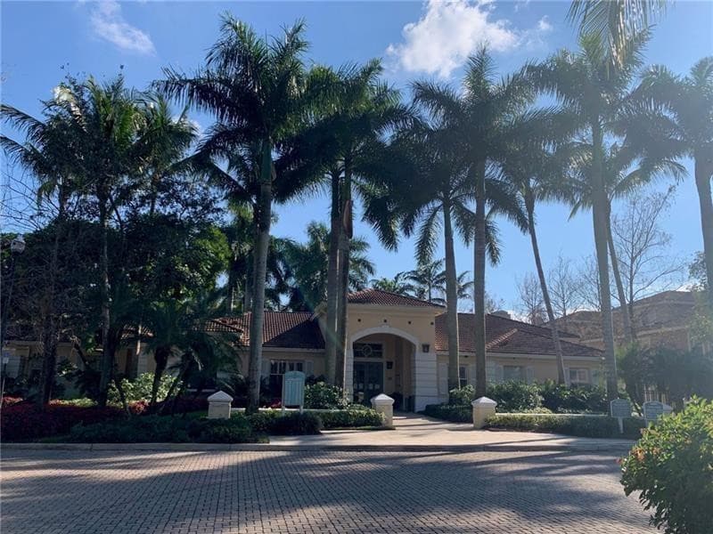 6942 W Sample Road 6942, Coral Springs, FL 33067 — photo 37 of 39