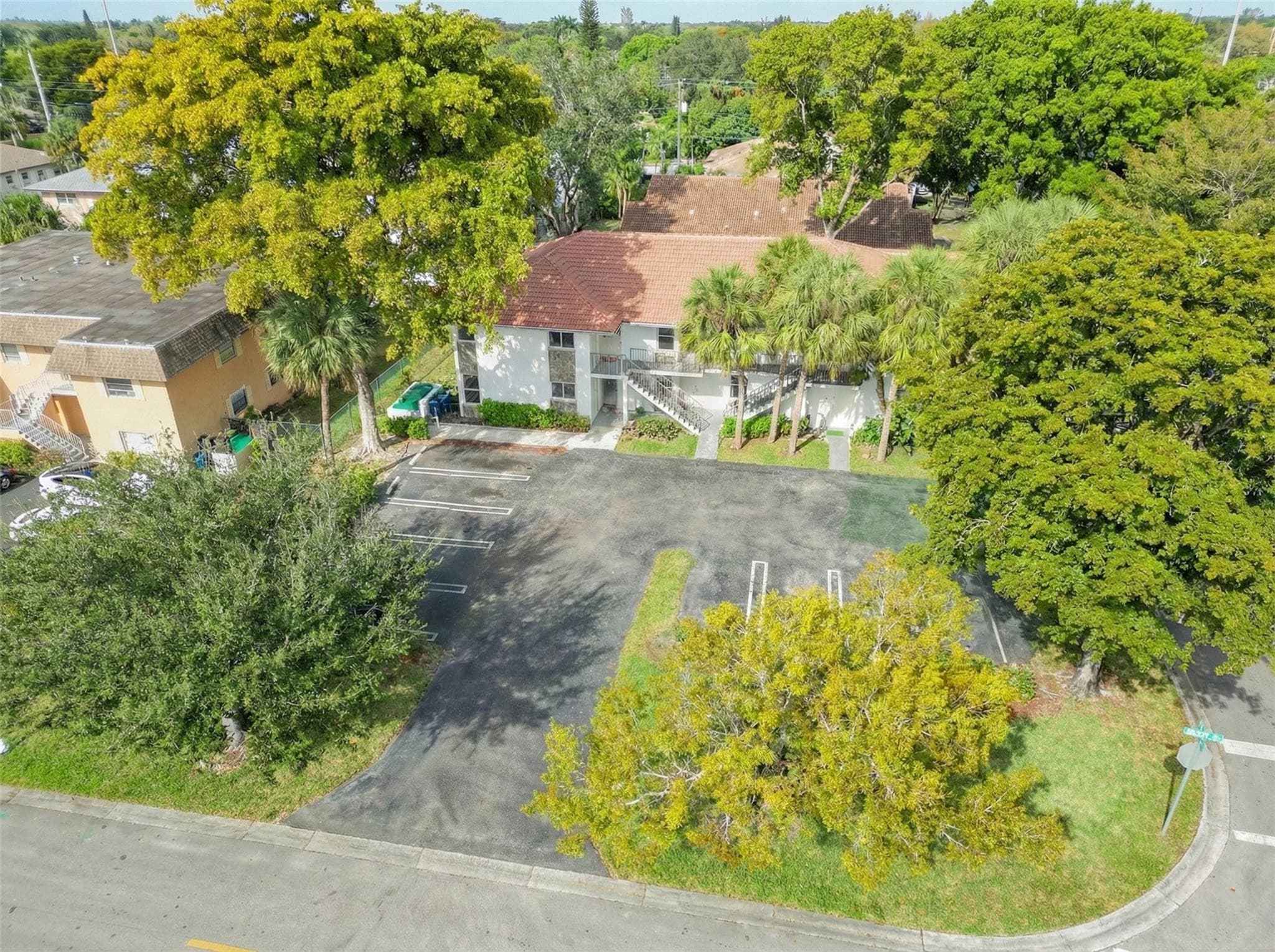 10201 NW 35th Street, Coral Springs, FL 33065 — photo 32 of 37