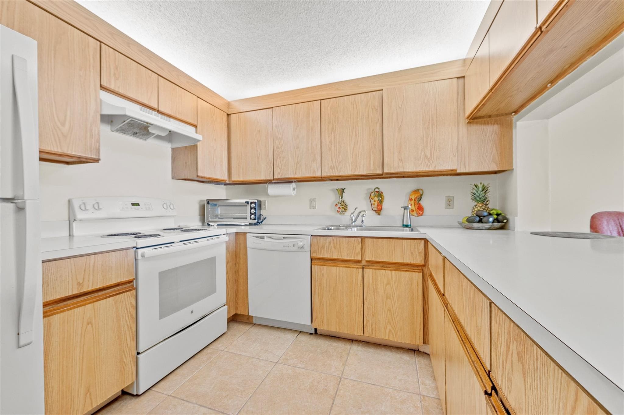405 Liberty Court 405, Deerfield Beach, FL 33442 — photo 11 of 47
