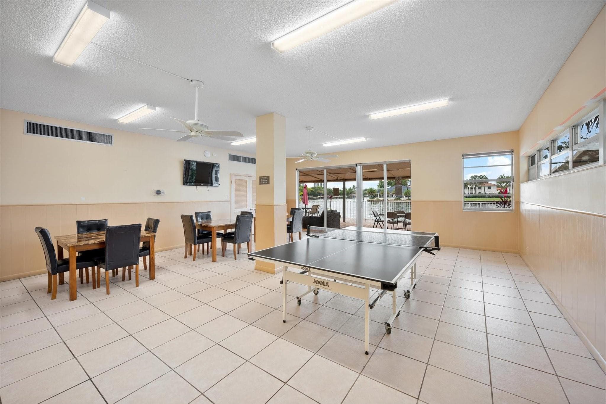3161 S Ocean Drive 409, Hallandale Beach, FL 33009 — photo 27 of 31