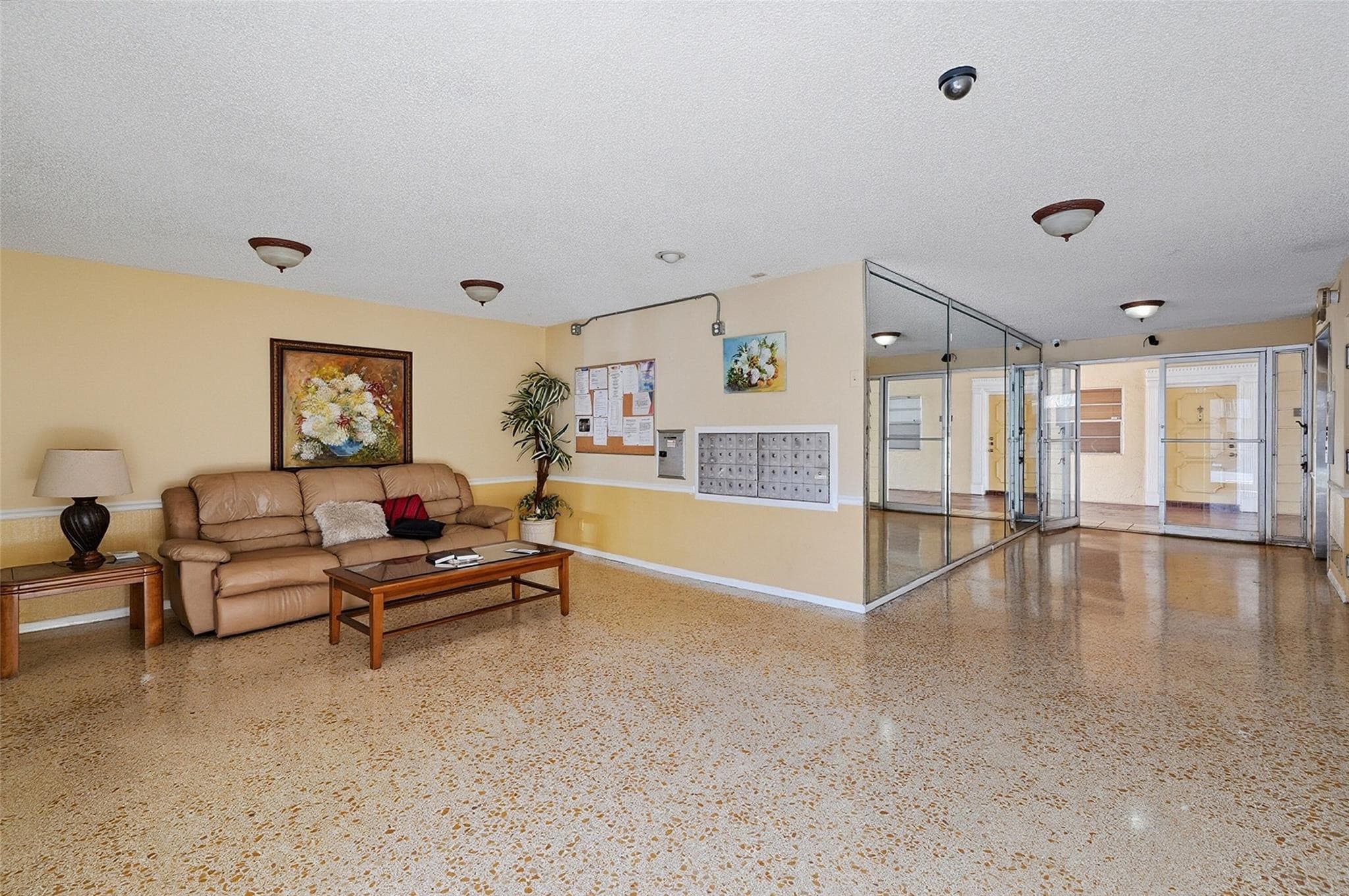3990 NW 42nd Avenue 305, Lauderdale Lakes, FL 33319 — photo 27 of 29