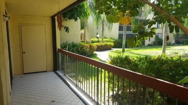 733 SE 1st Way 104, Deerfield Beach, FL 33441 — photo 18 of 37