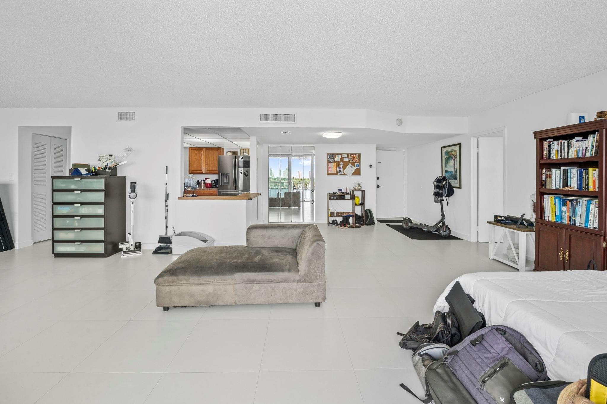 16558 NE 26th Avenue 6c, North Miami Beach, FL 33160 — photo 17 of 21