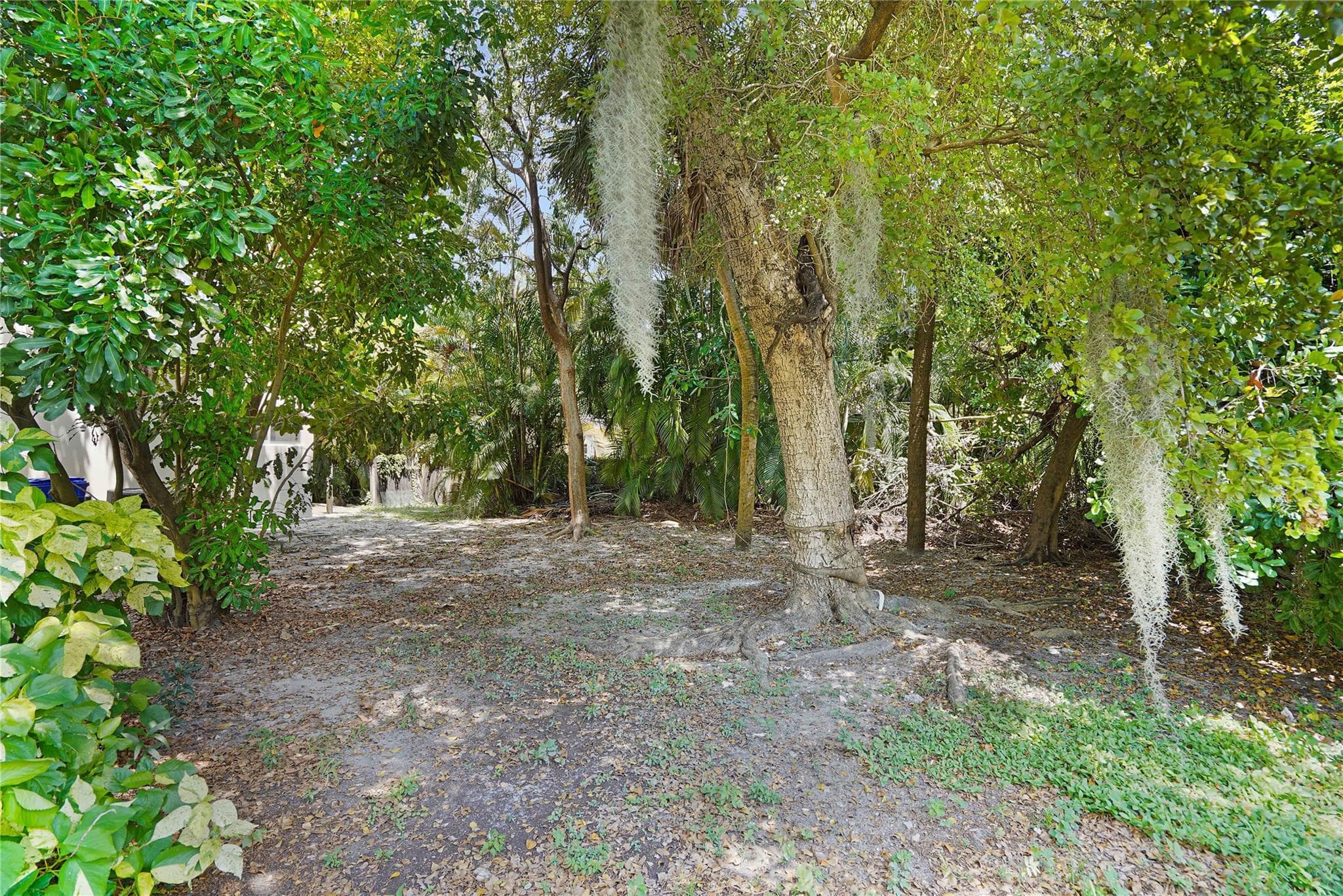 100 SE 21st Street 1-8, Fort Lauderdale, FL 33316 — photo 16 of 32