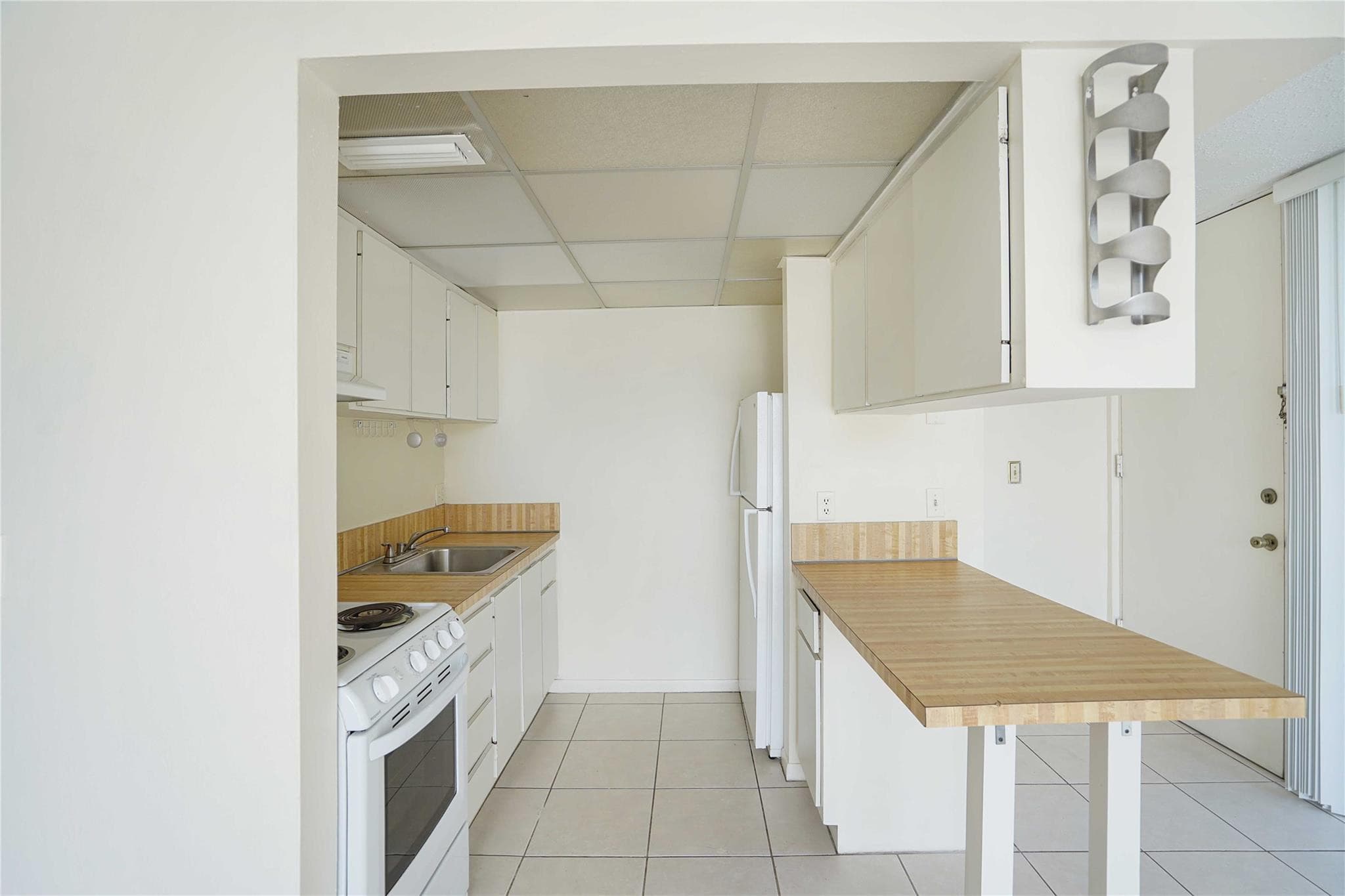 100 SE 21st Street 1-8, Fort Lauderdale, FL 33316 — photo 23 of 32