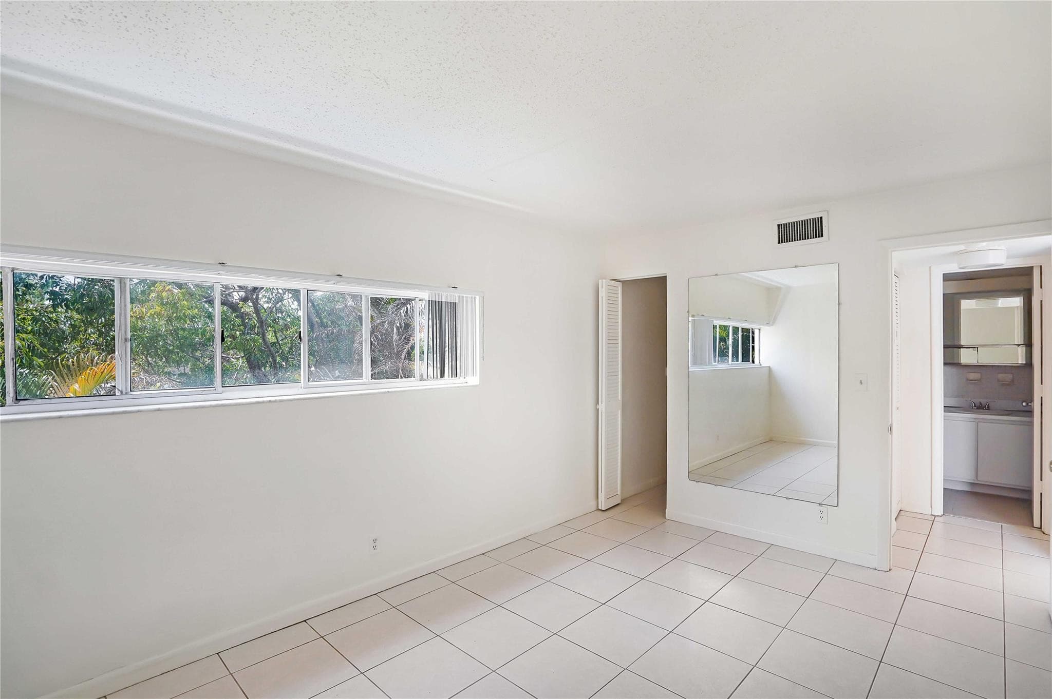 100 SE 21st Street 1-8, Fort Lauderdale, FL 33316 — photo 26 of 32