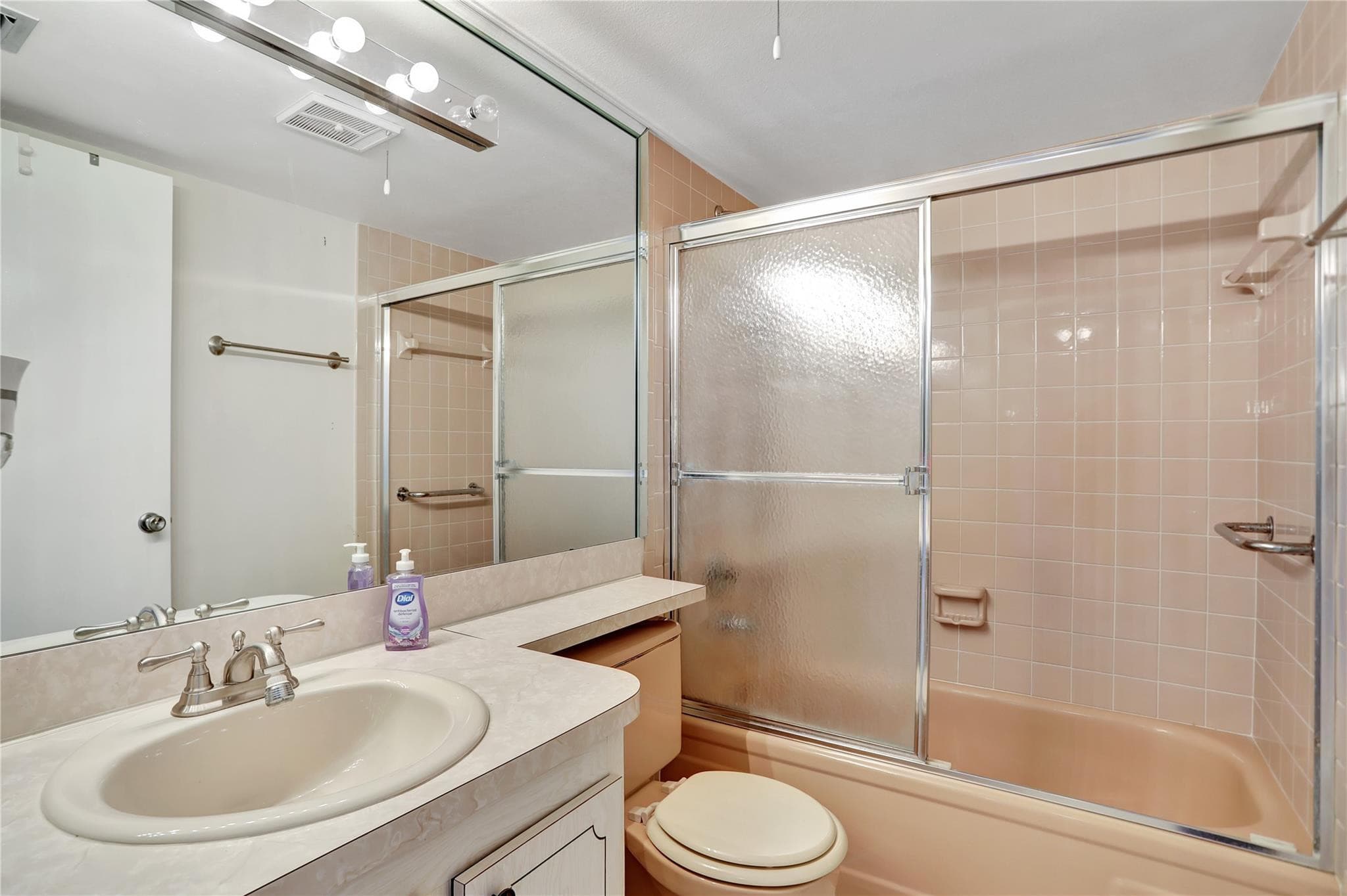 Condominium in Margate — photo 15 of 25