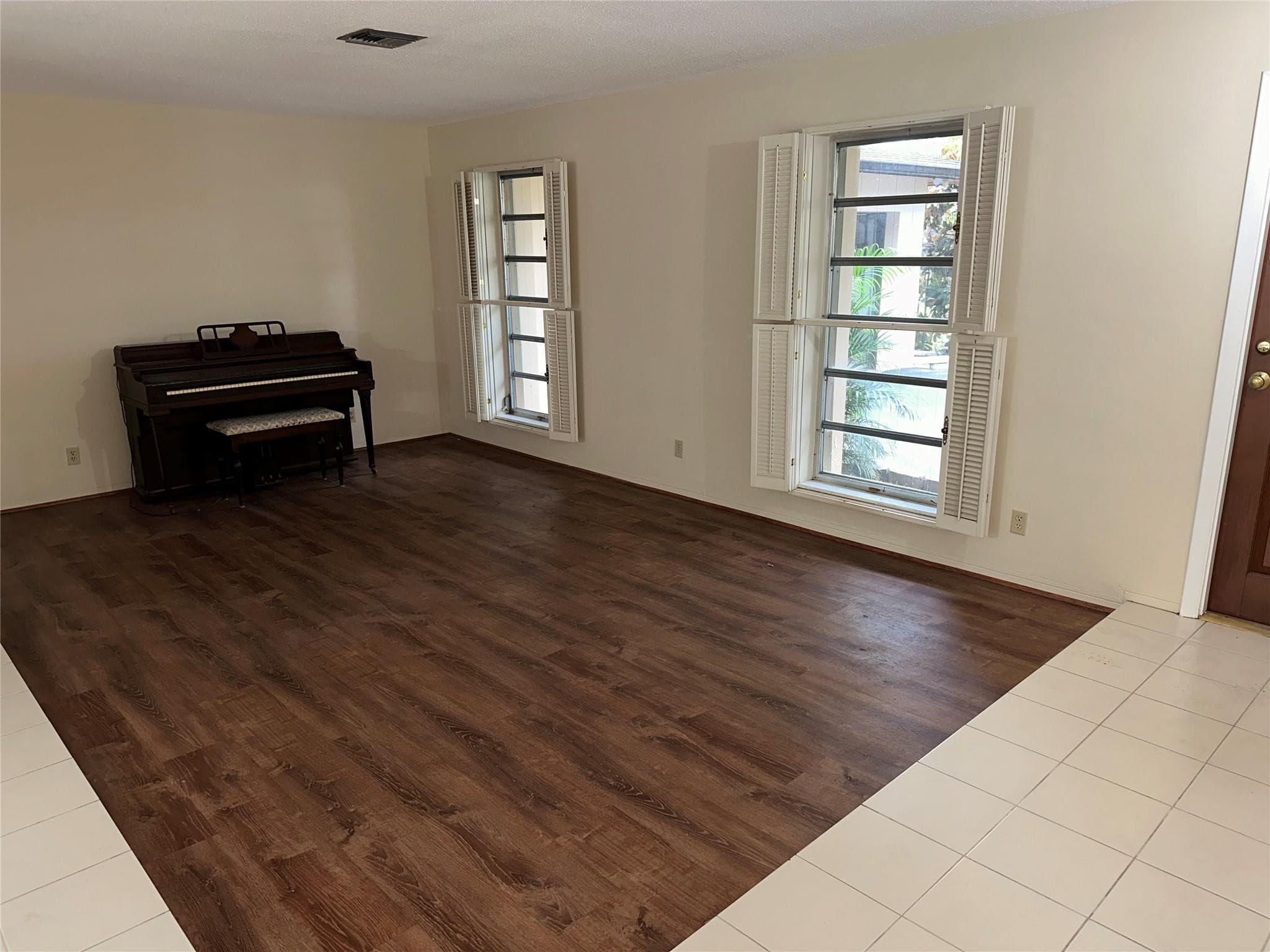 10800 SW 40th Court, Davie, FL 33328 — photo 8 of 35
