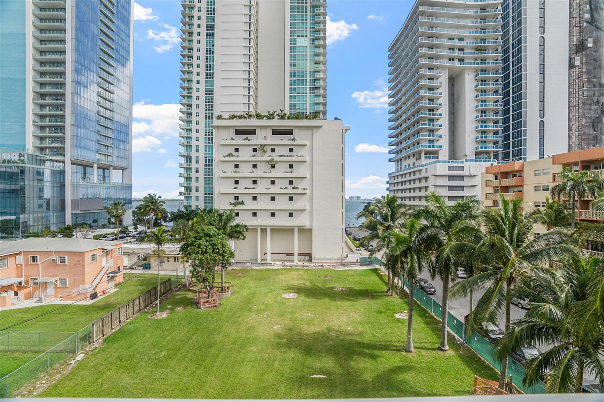 471 NE 25th Street 503, Miami, FL 33137 — photo 3 of 29