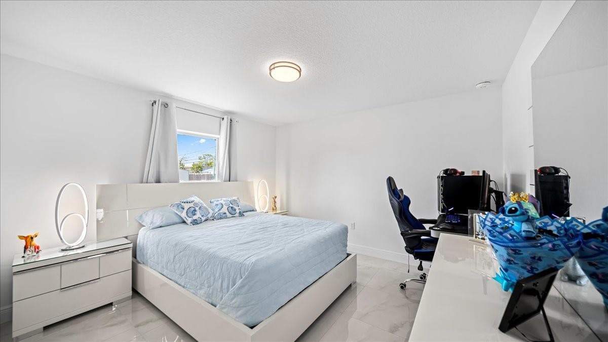 4317 Vicliff Road, West Palm Beach, FL 33406 — photo 12 of 37