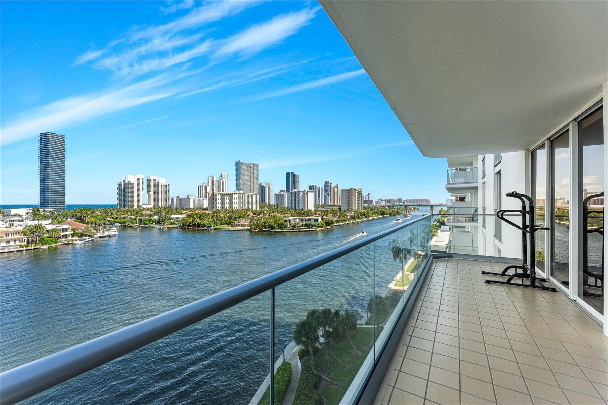 19707 Turnberry Way 9J, Aventura, FL 33180 — photo 33 of 36