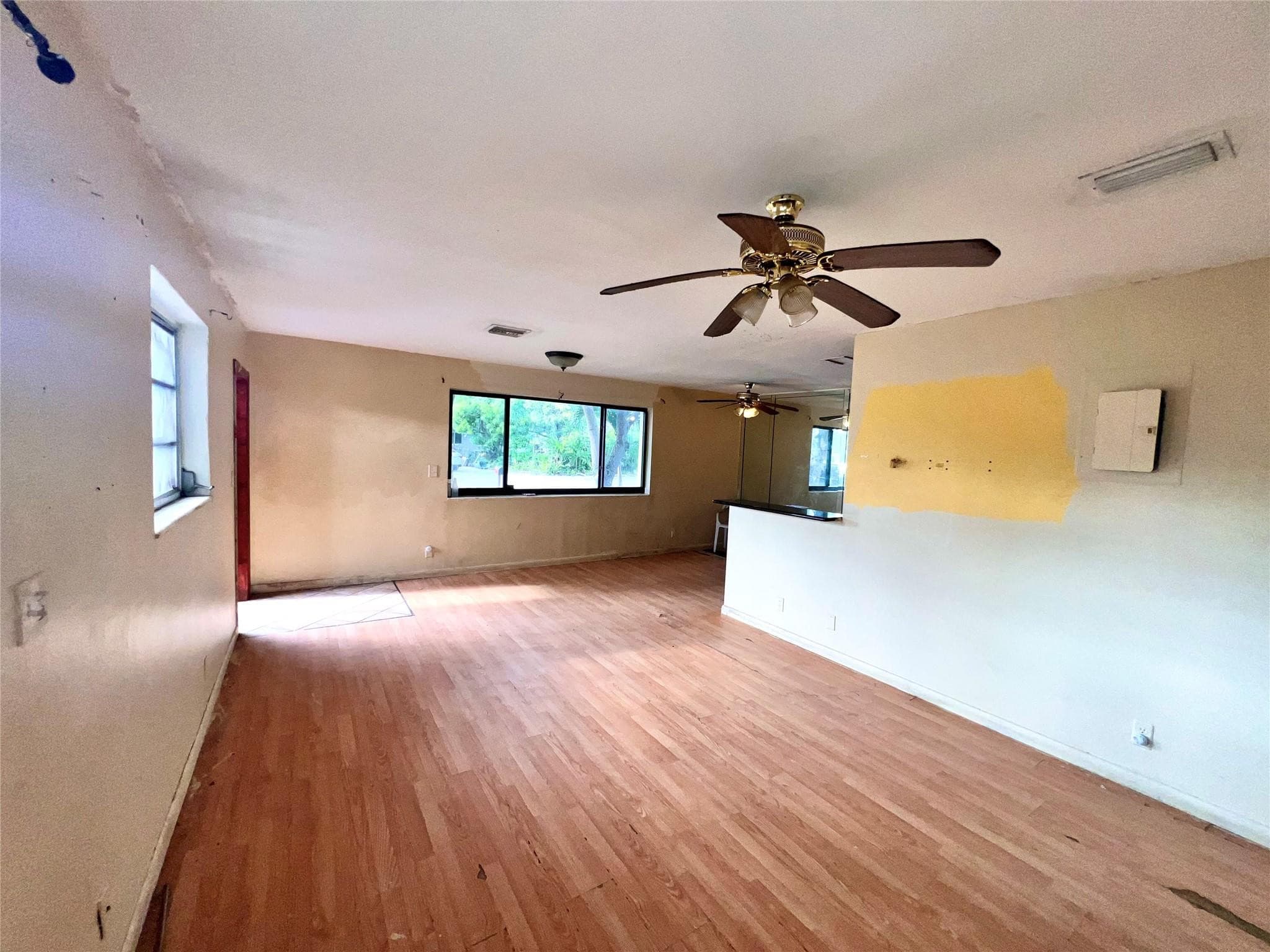 6000 NW 41st Terrace, North Lauderdale, FL 33319 — photo 4 of 9