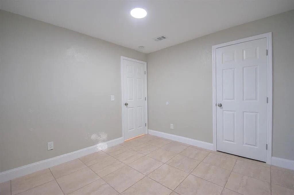 508 N 23rd Street, Fort Pierce, FL 34950 — photo 11 of 13