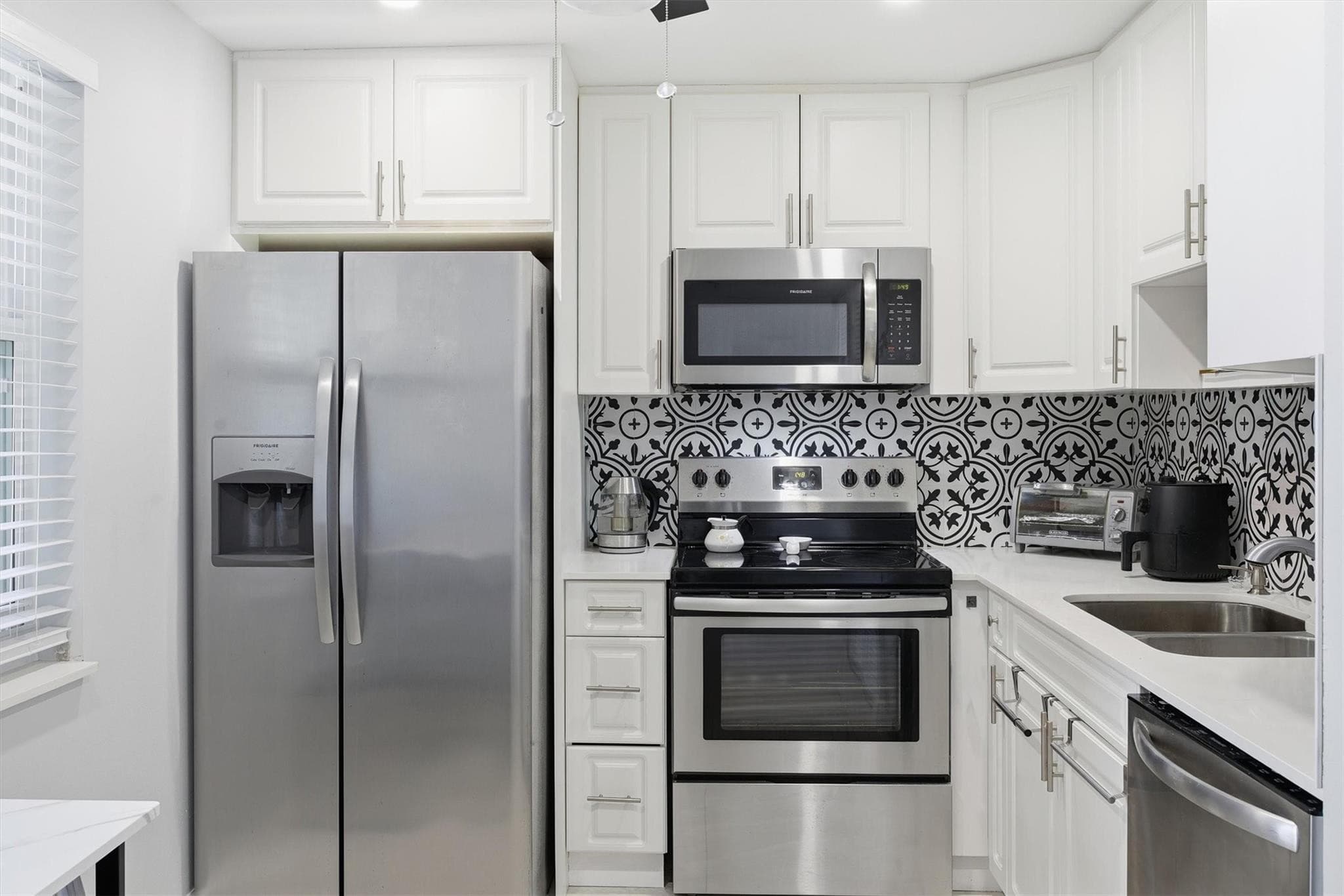 3910 Inverrary Boulevard 708-B, Lauderhill, FL 33319 — photo 15 of 58