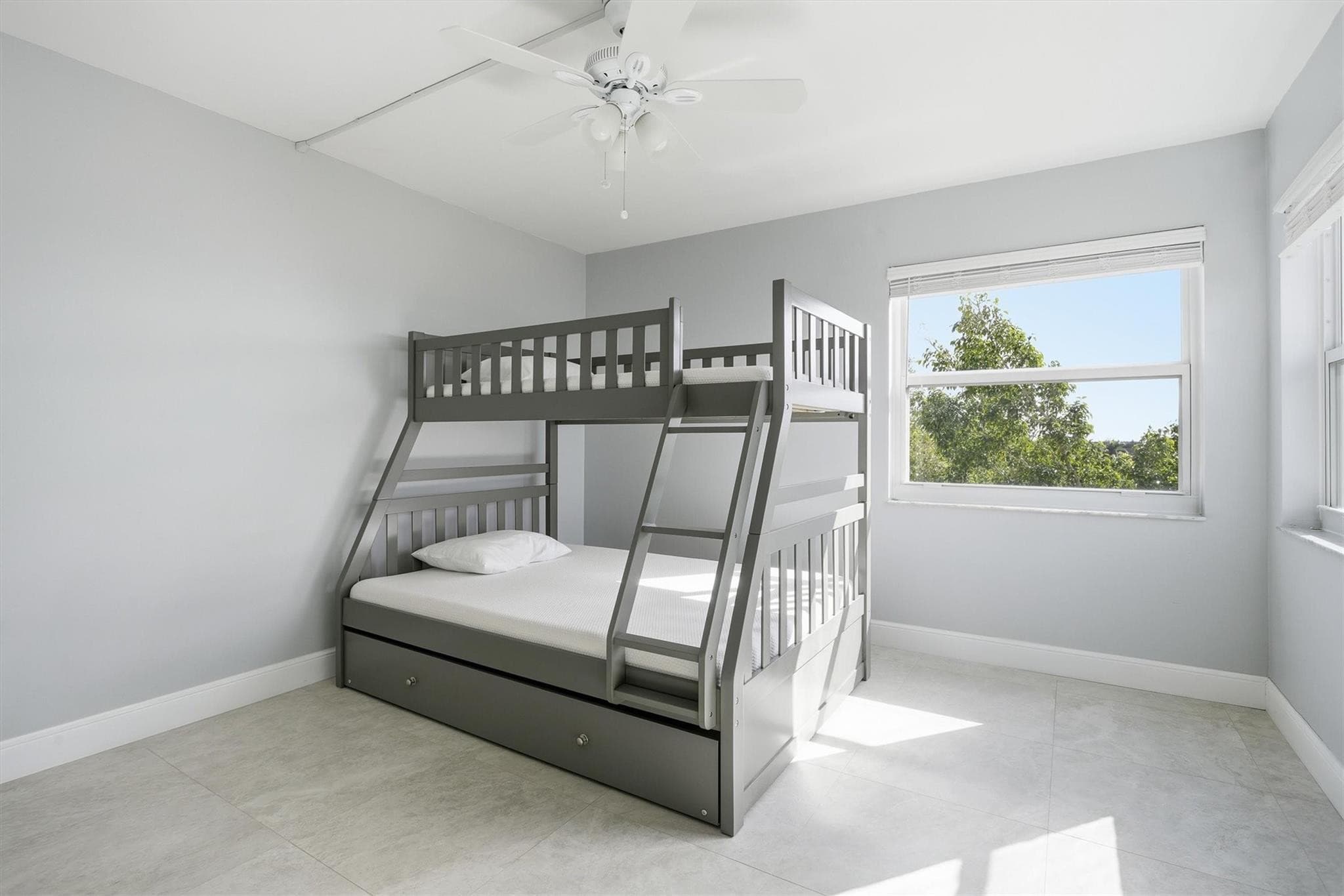 3910 Inverrary Boulevard 708-B, Lauderhill, FL 33319 — photo 28 of 58
