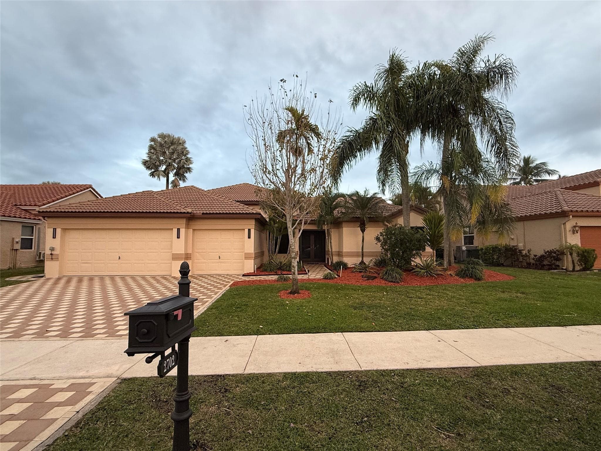 2702 E Orchard Circle, Davie, FL 33328 — photo 2 of 49