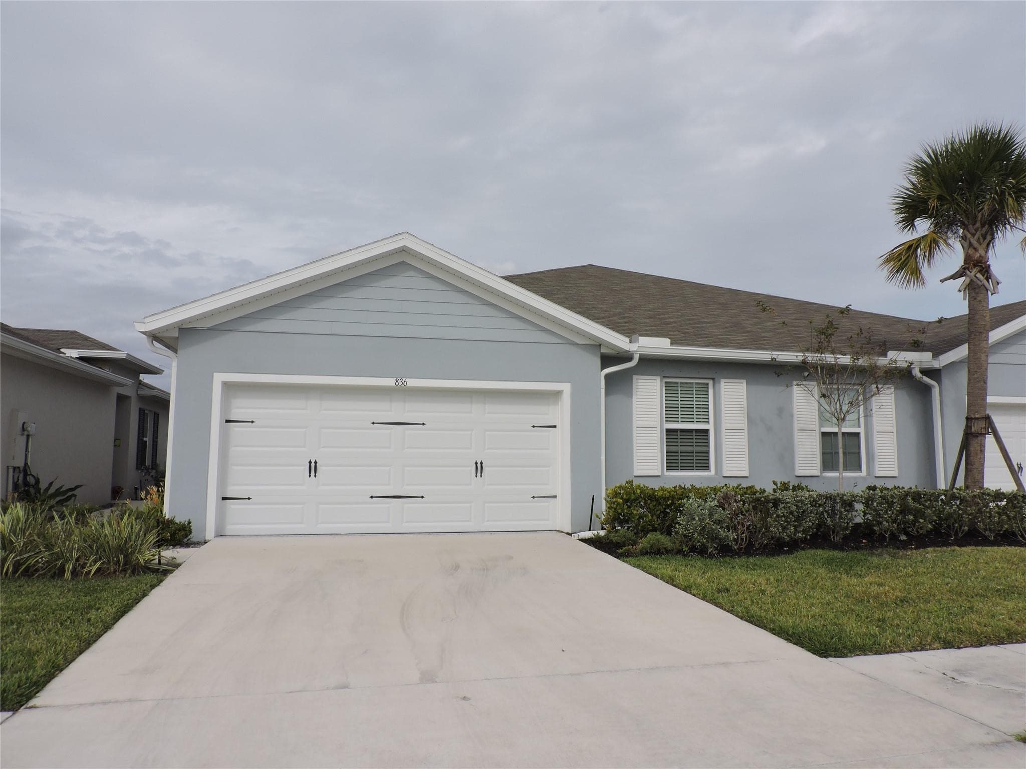 836 Persimmon Place, Fort Pierce, FL 34981 — photo 1 of 78